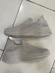 Baskets Ultra Light Taupe – L’élégance décontractée