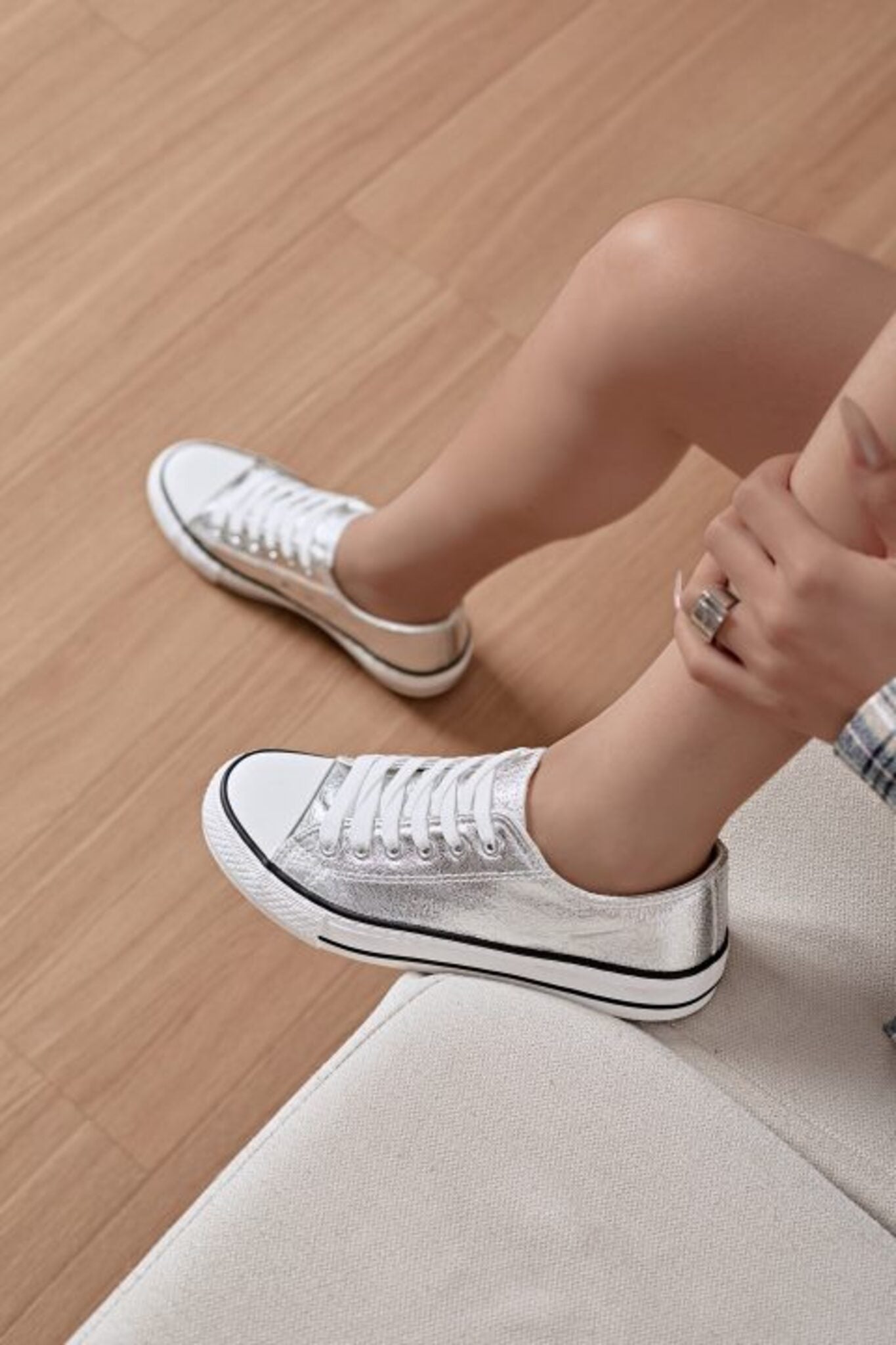 Sneakers  888-2 Silver