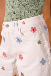 Short brodé fleurs - blanc