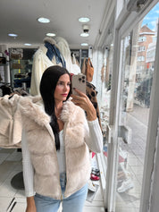 Gilet Nude Élégance