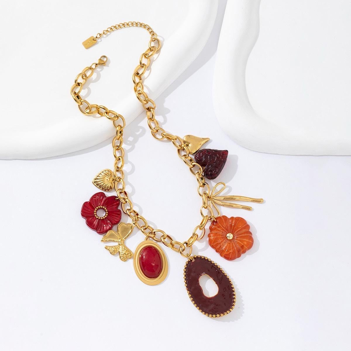 Collier Maya