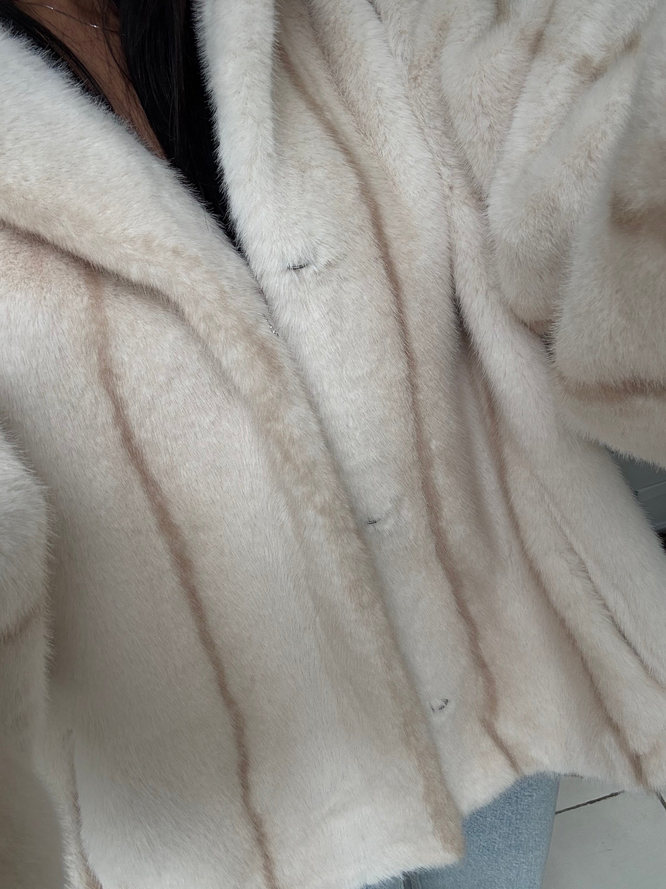 Veste “Cosy Jewel” – fausse fourrure