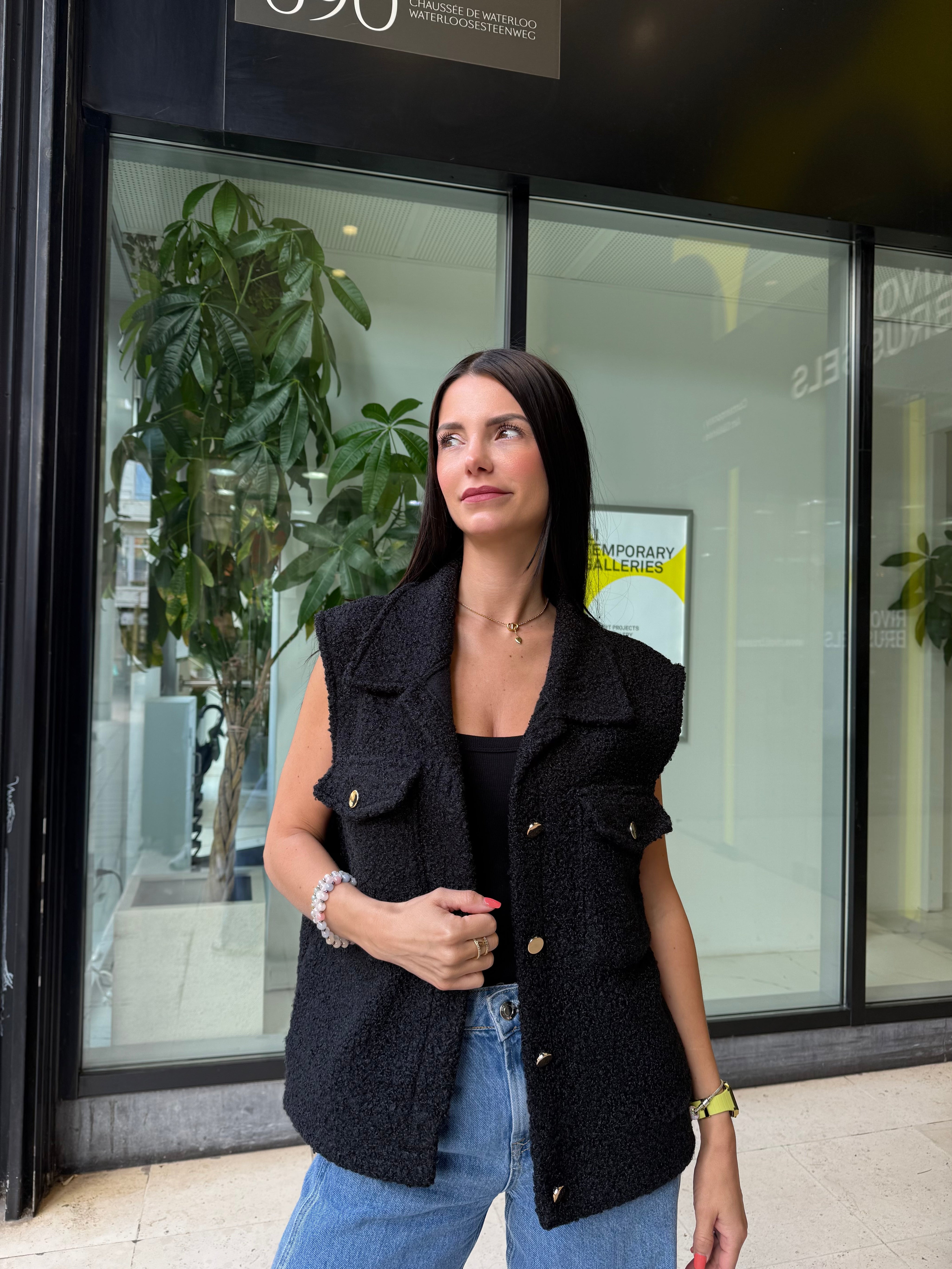 Veste sans manches bouclette – Noire