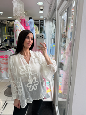 Blouse bohème à fleurs en relief - blanc