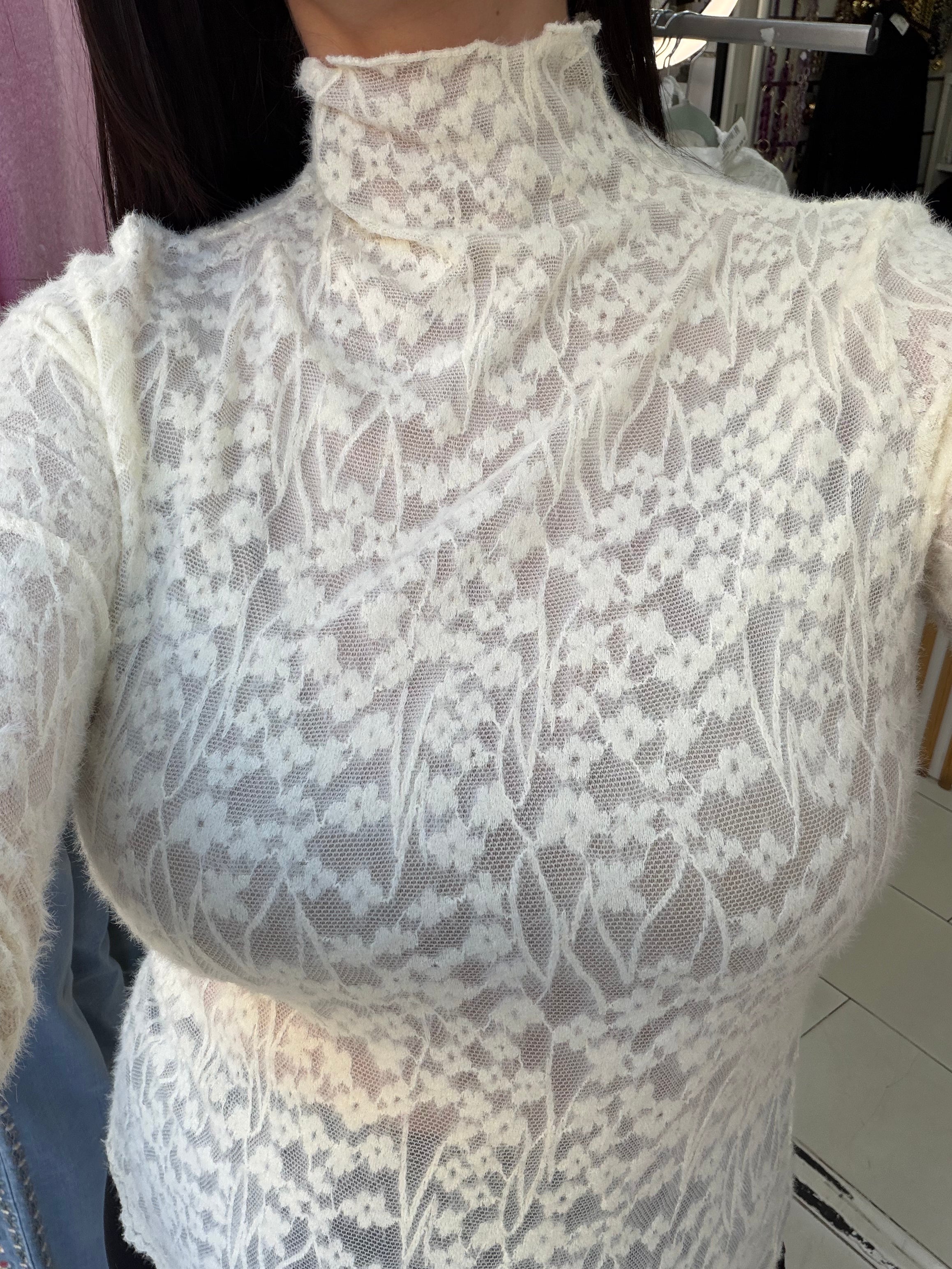 Top dentelle fleurs - écru